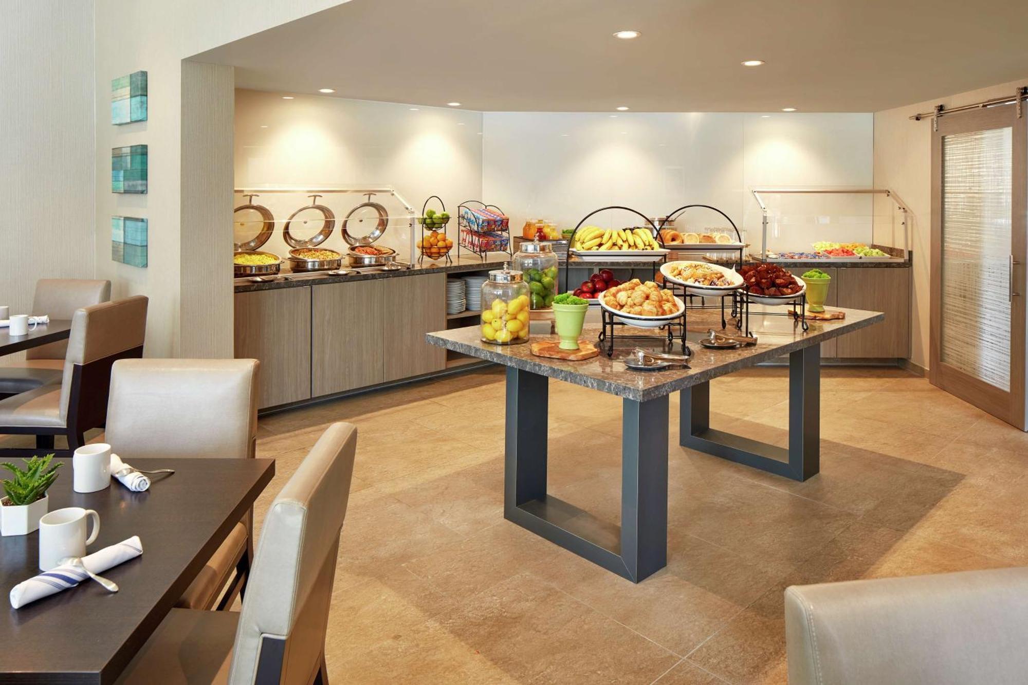 Hilton Garden Inn San Diego Mission Valley/Stadium Esterno foto