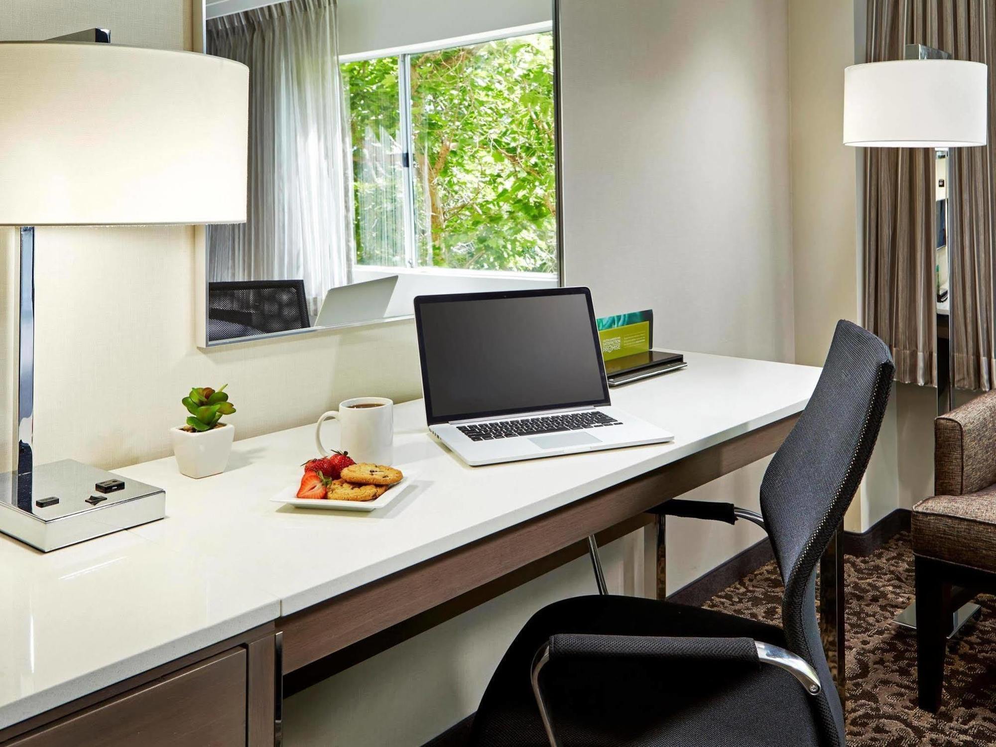 Hilton Garden Inn San Diego Mission Valley/Stadium Esterno foto